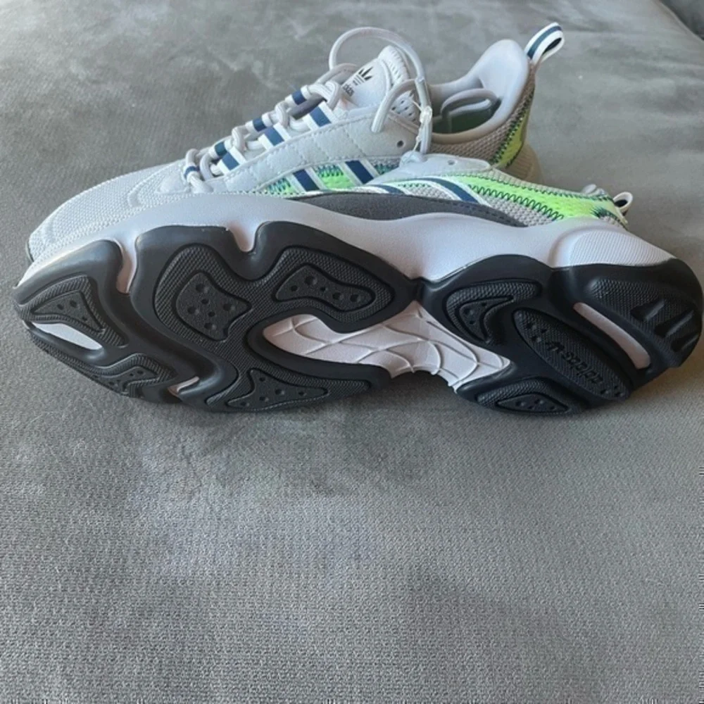 Adidas Haiwee Men's Shoes Grey Two-Royal Blue-Signal Green